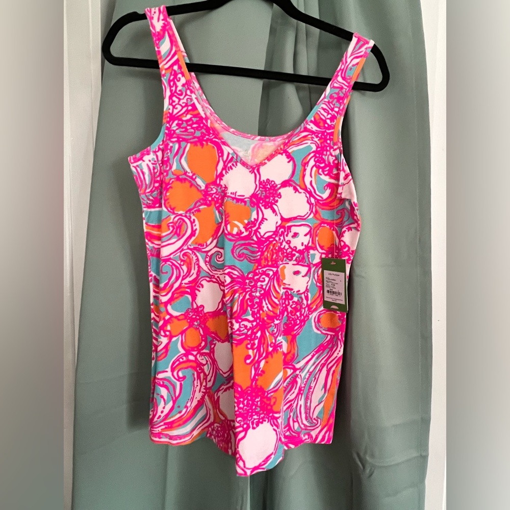 NWT Lilly Pulitzer Size Large Top